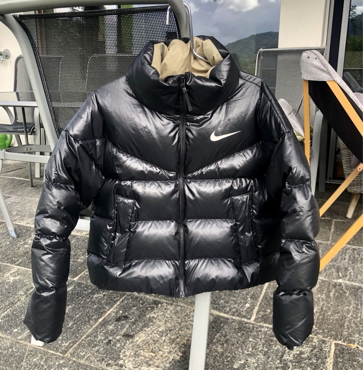 Nike Jacken: Nike Daunenjacke Damen Gr. S – Gebraucht aus Walchwil von BackstageBruder 1