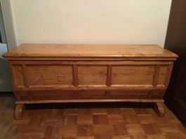 Holztruhe, Vintage, rustikal,  Massivholz, Top Zustand