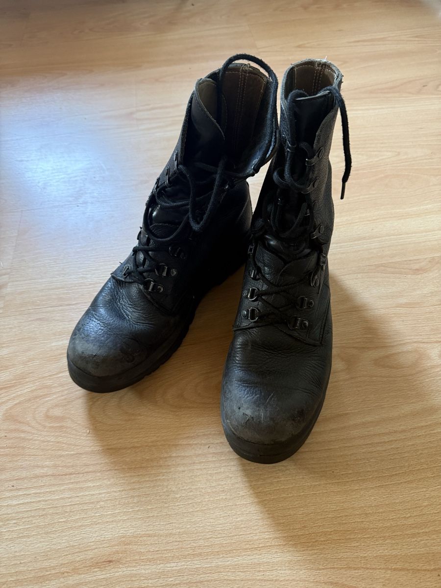 Herrenschuhe: Army boots  – Gebraucht aus Berg am Irchel von Xxkodyraxx