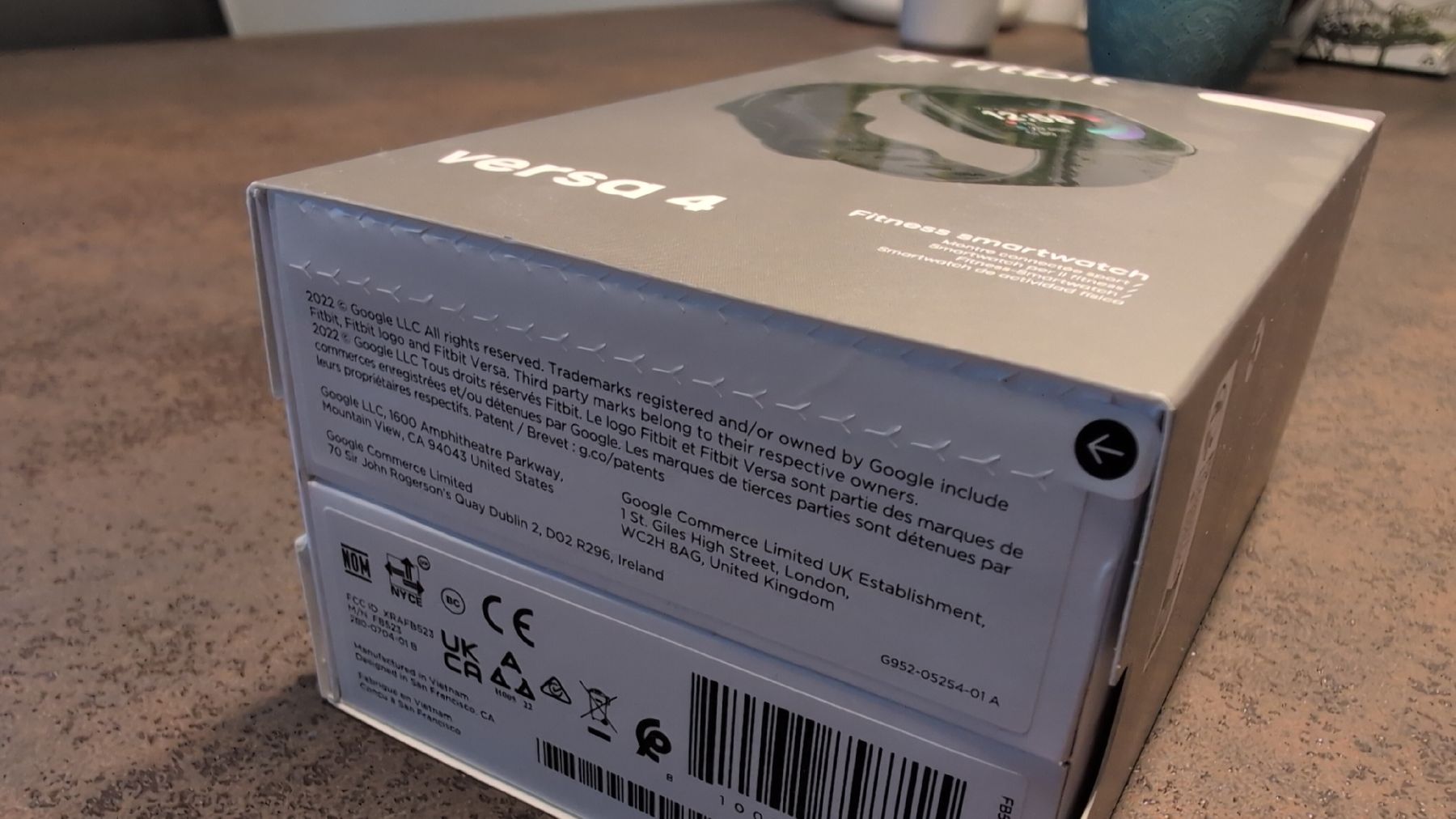Fitbit Smartwatch: Fitbit Versa 4 neu ungeöffnet OVP – Neu und originalverpackt aus Adetswil von jozah 2