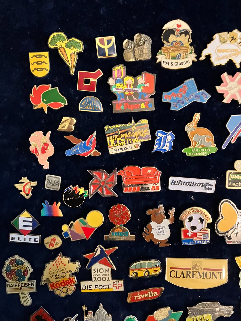 Placchette & Badge: ca. 100 Pin diverse Motive (9) – Usato da Basel venduto da djwwpp 1