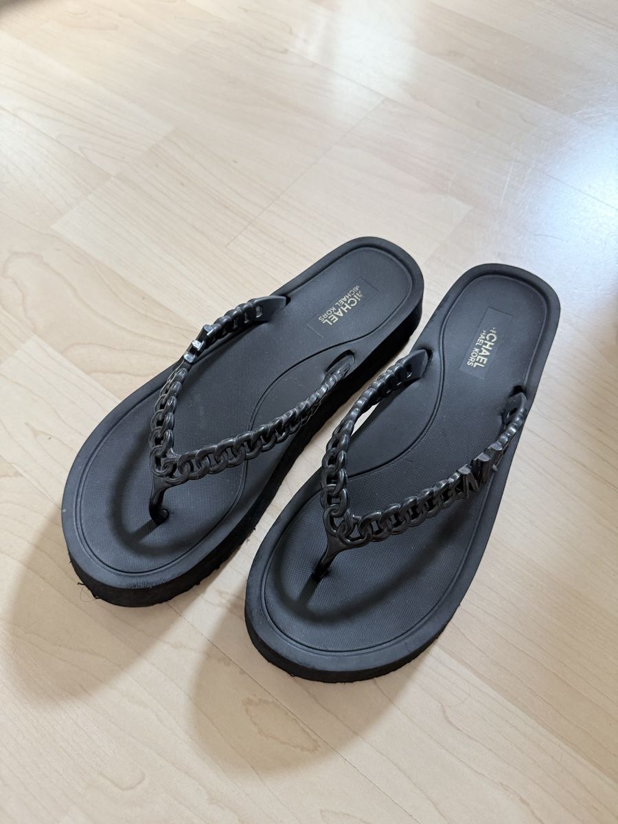 Damenschuhe: MK Flip Flops – Gebraucht aus Rheineck von Princessaitaliana