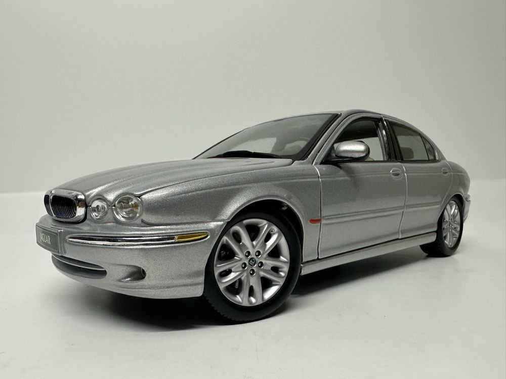 Maisto 1/18 Jaguar S-Type 1999 - Beige Métal - Modèle D'exposition Sans Boîte