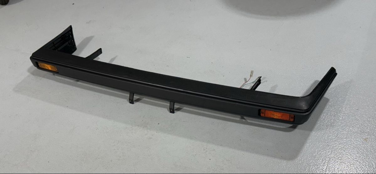 VW Tutti pezzi di ricambio auto: VW Golf 1 Stossstange – Usato da Niederhasli venduto da Ajlina1212 6