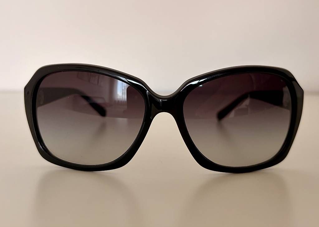 DKNY Lunettes & Verres: DKNY Sonnenbrille – D'occasion à Dübendorf par vici04 2