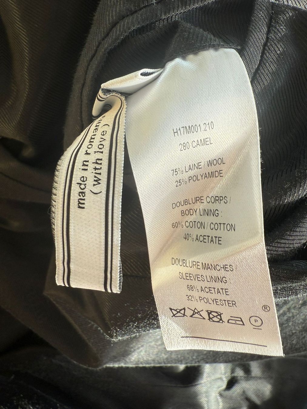 Cappotti: AMI Two Buttons Coat, Camel, Size 46 – Usato da Wilen b. Wollerau venduto da ccgold 4
