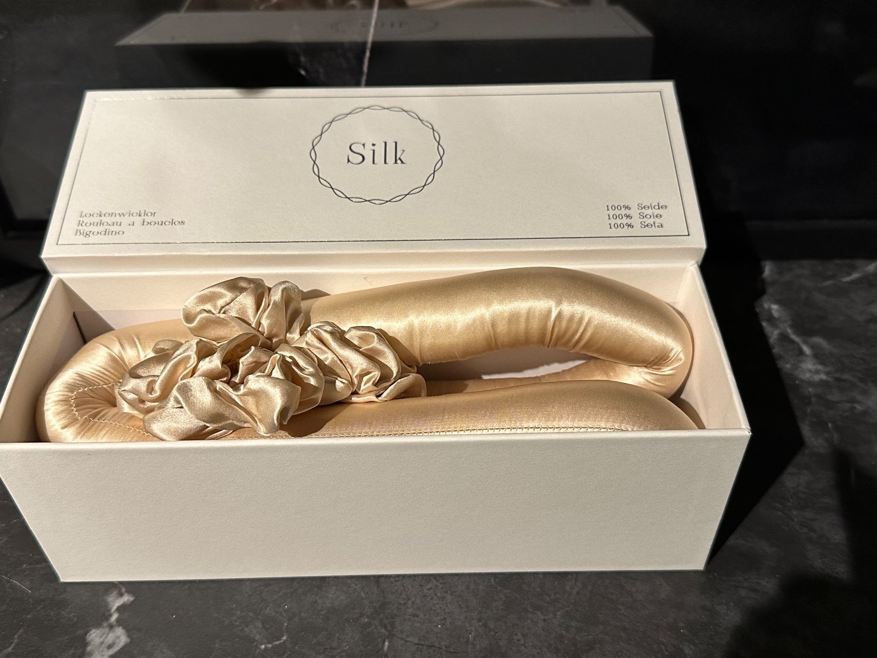 Accessori per capelli: Locken Wickler aus Seide – Nuovo e nell'imballaggio originale da Basel venduto da iulia_haul