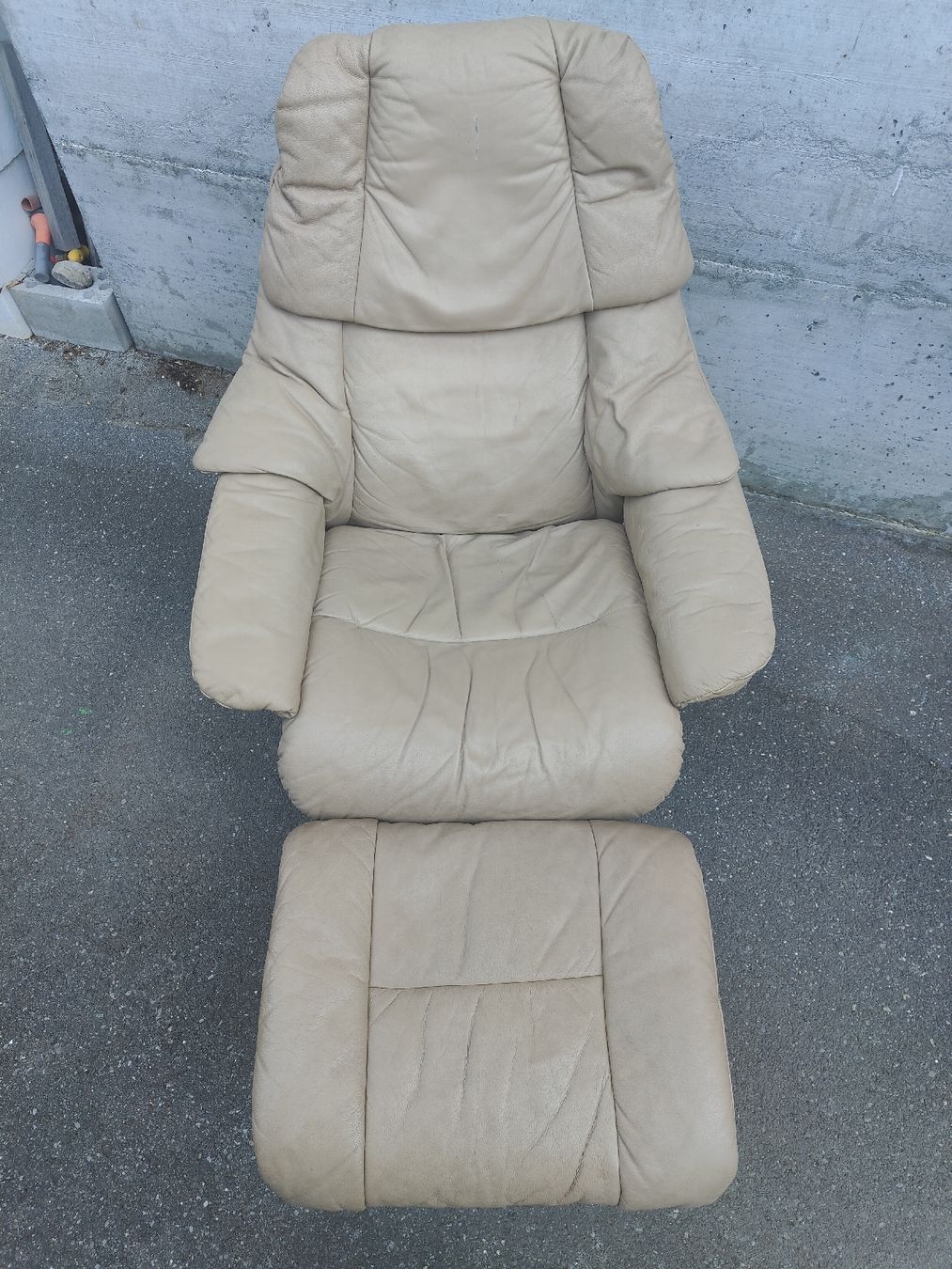 Stressless Poltrone: Stressless Sessel beige, feststellbar, drehbar – Usato da Kriens venduto da aci_mq7t 1