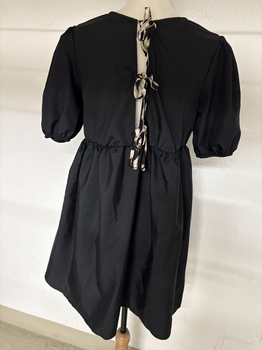 Shein Vestiti: Damen Kleid,Gr.M;Shein – Usato da Winterthur venduto da Nena222 1