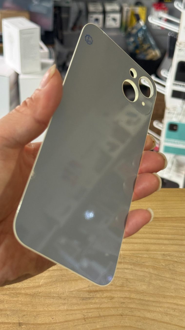 Apple Handys / Smartphones: Vitre Cache Arrière iPhone 15 plus Jaune – Neu und originalverpackt aus Morges von DA-repa 3