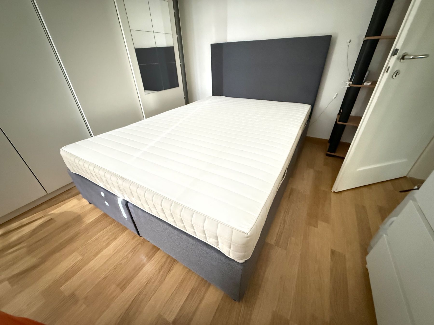 Conforama Letti: Bett mit Matratze 140x200cm – Usato da Dübendorf venduto da ivanjovanovic27 1