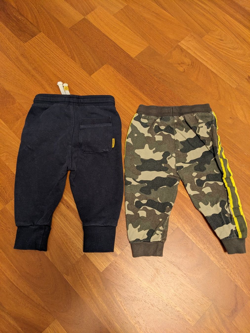 Pantaloni: Hosen Gr 80 – Usato da Einsiedeln venduto da mar_6bqc 1