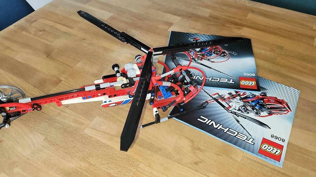 Lego Jeux de construction: Rettungshubschrauber 8068 – D'occasion à Olten par Einwegparadies