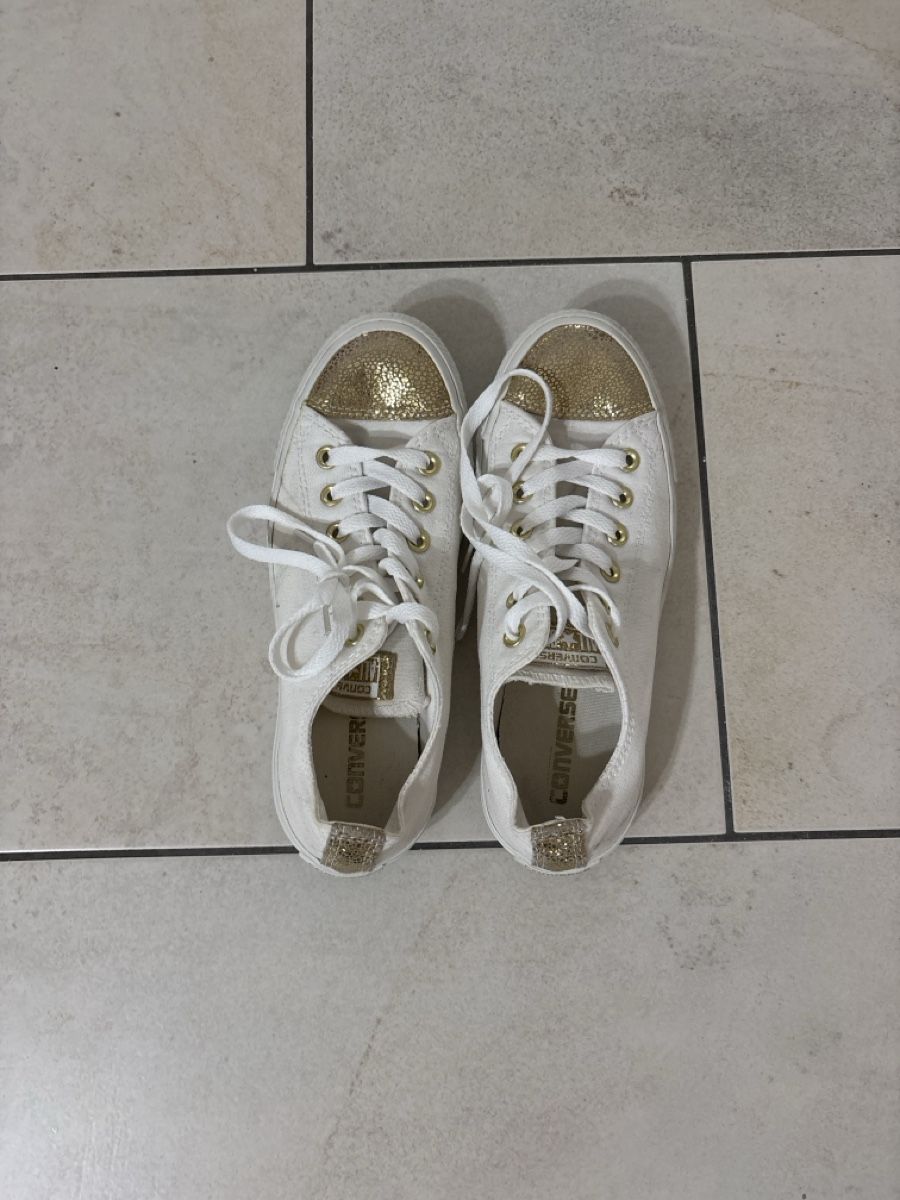Converse Chaussures femmes: Converse All Star Sneaker weiss – D'occasion à Hendschiken par besusu 4