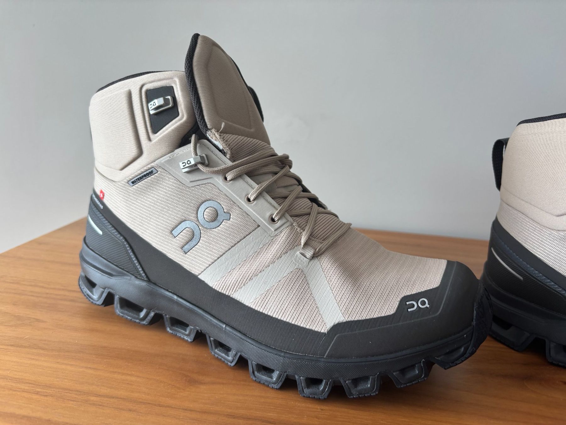 On Herrenschuhe: ON Wanderschuhe Gr. 43, NEU, Waterproof, Wanderschuhe – Neu und originalverpackt aus Laax GR von wil_66wq 3