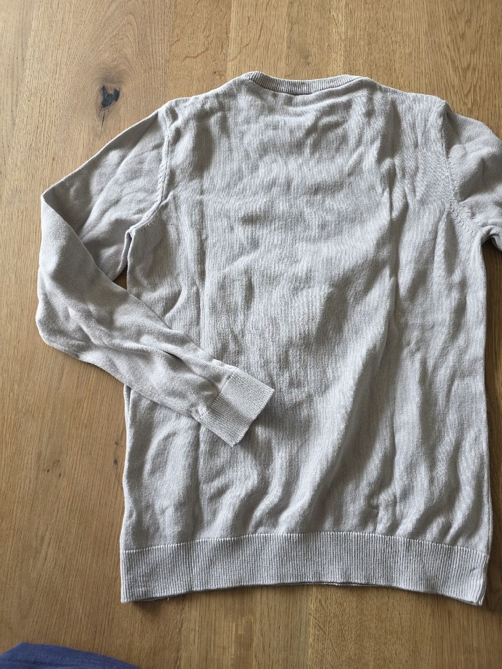 Pullover & Sweatshirts: Kinder Pullover Löwe / 140-146 – Gebraucht aus Altstätten SG von Carrybones 3