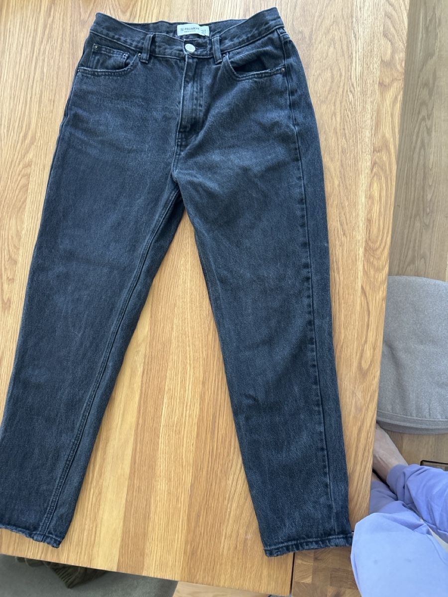 Pull&Bear Pantaloni: Jeans Pull&Bear grigio scuro, taglia 38 - perfetti! – Usato da Birsfelden venduto da lombardiA