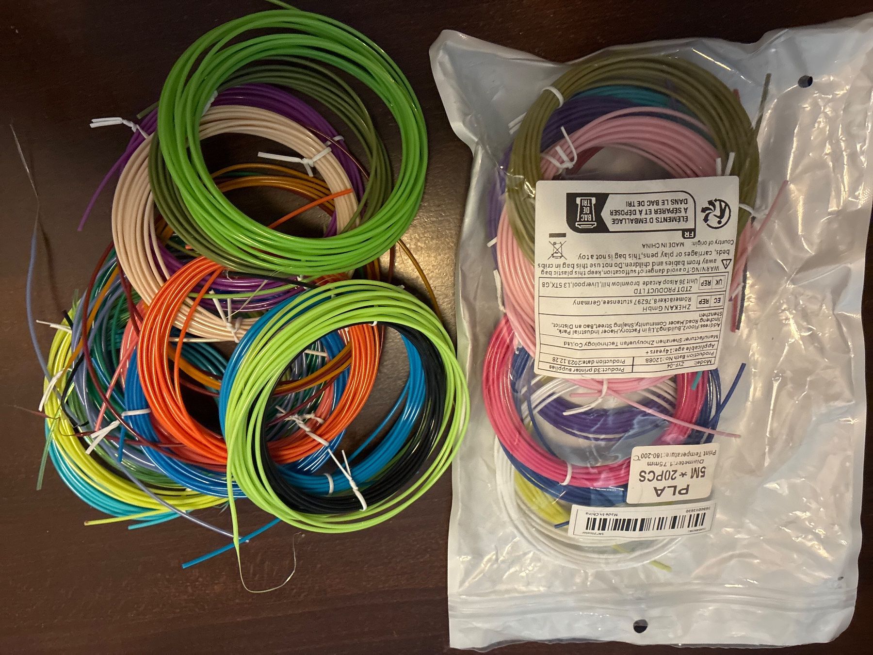 Kit bricolage: 3D Stift mit PLA Filament Set in verschiedenen Farben – Usato da Wädenswil venduto da mlutz74 2