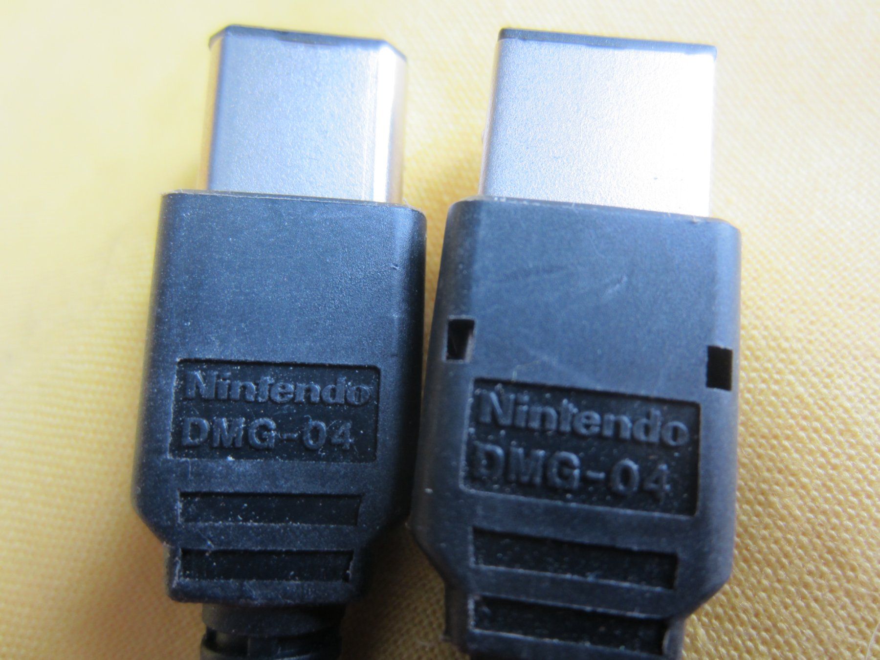 Nintendo Console: NINTENDO Kabel Fabrikneu – Nuovo (secondo la descrizione) da Sursee venduto da Tschiger 2