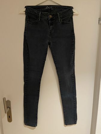 Levi‘s Jeans Damen 25