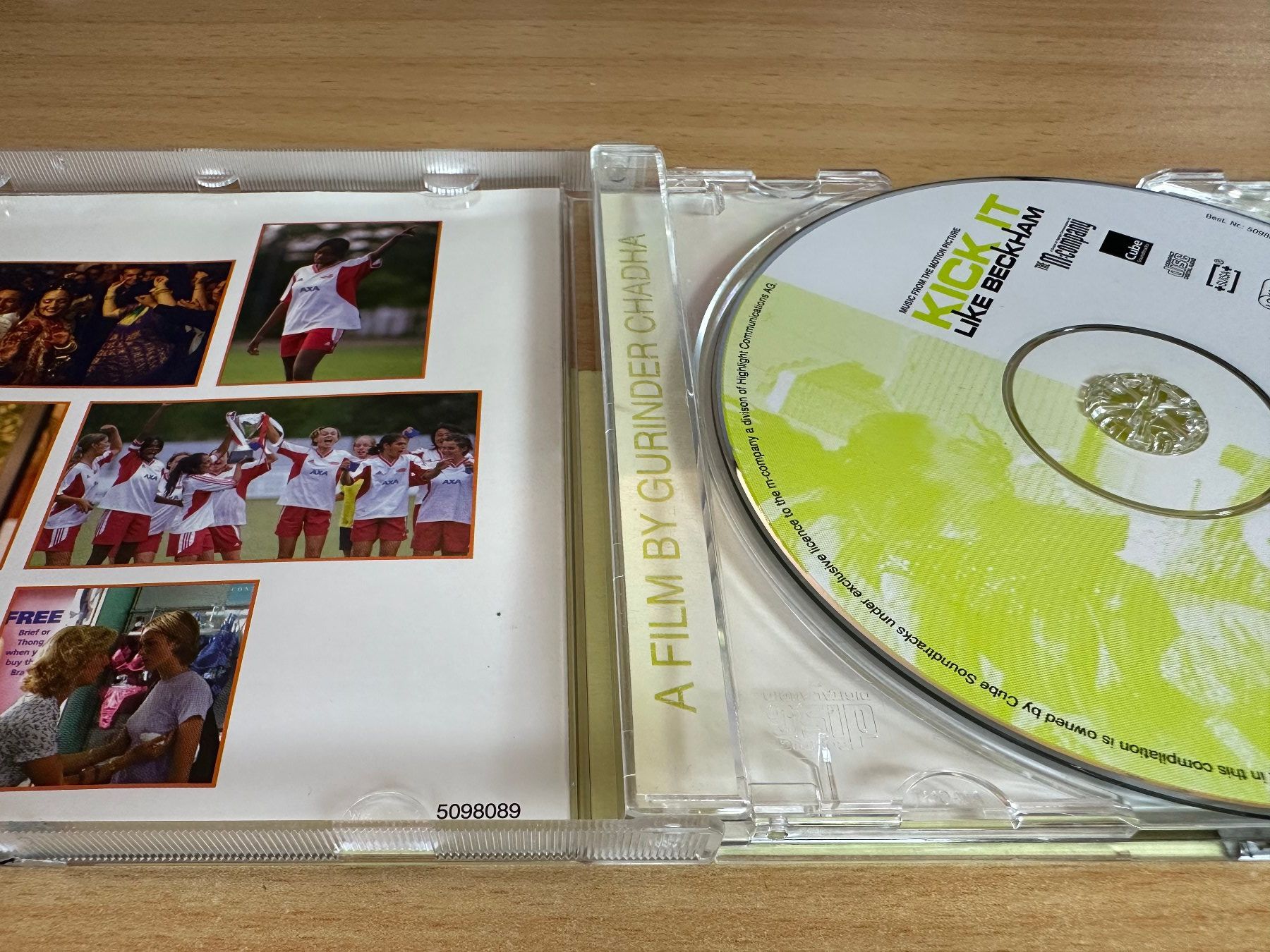 CD: Various – Kick It Like Beckham – Usato da Rikon im Tösstal venduto da Alpenmutz 2