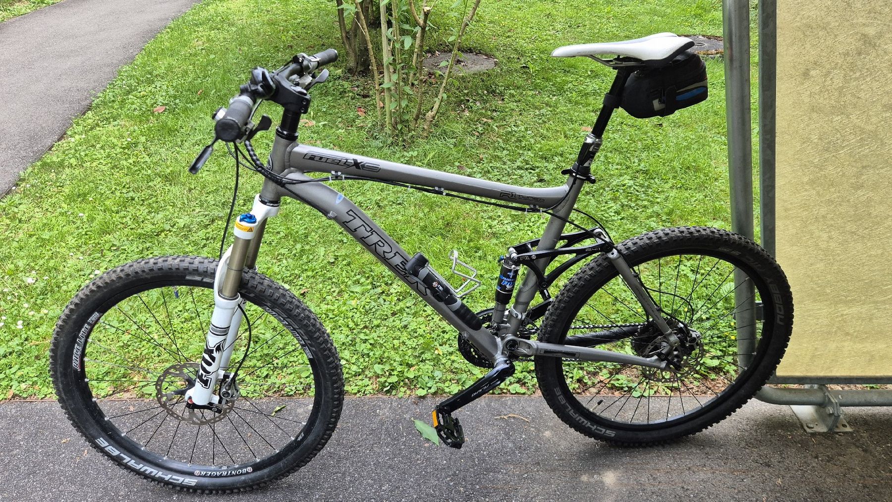 Trek Biciclette: Trek FuelX Fully Mountainbike – Usato da Buchs AG venduto da EasyPeasy