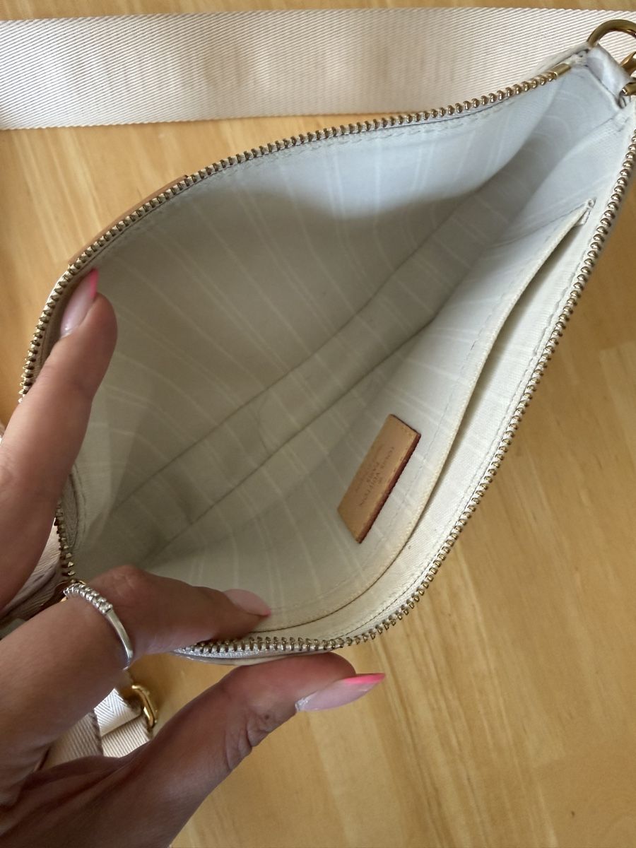 Louis Vuitton Taschen für Damen: Louis Vuitton Multi Pochette Accessoires The Pool Brume – Neu (gemäss Beschreibung) aus St. Gallen von azra_sadikov 6