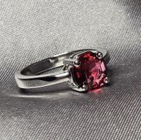 Eleganter Ring mit Turmalin, 925 versilbert, Gr. 6