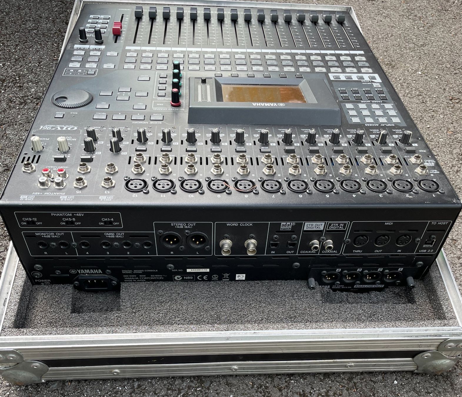 Console di mixaggio: Yahama 01v-96i +MY4-DA + flight case – Usato da Grimisuat venduto da alainroche 2