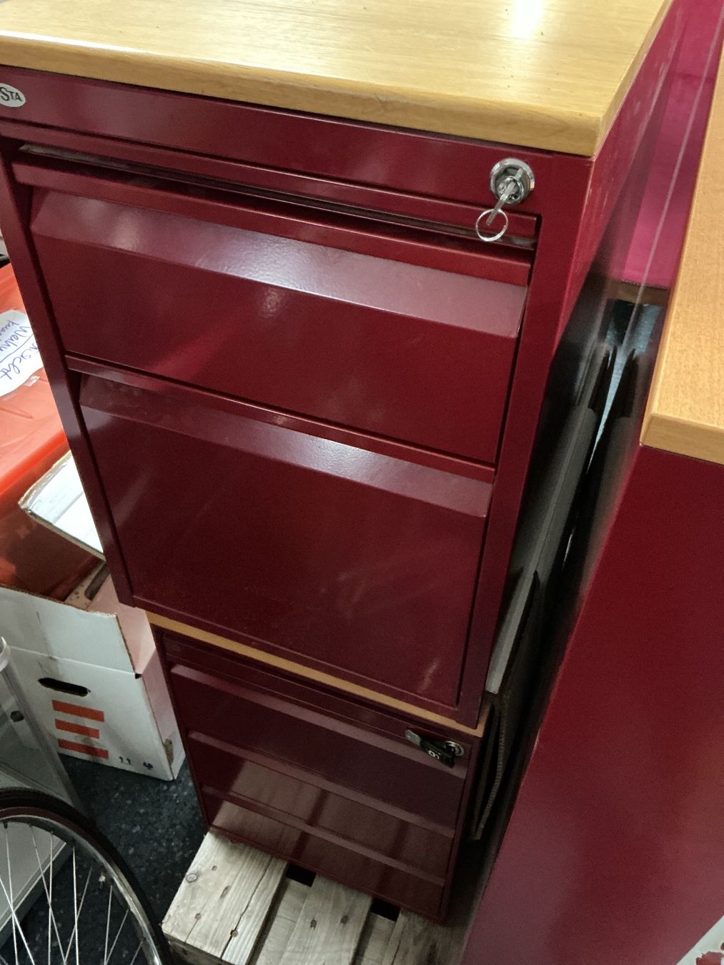 Schränke: Lista Büromöbel – Gebraucht aus Bern von vielerart 3