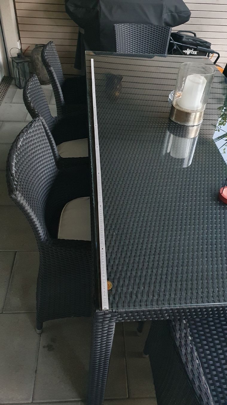 Tischset: Gartentisch mit Glasplatte 8 Stühlen aus Rattan – Gebraucht aus Steinach von dos_1991 4