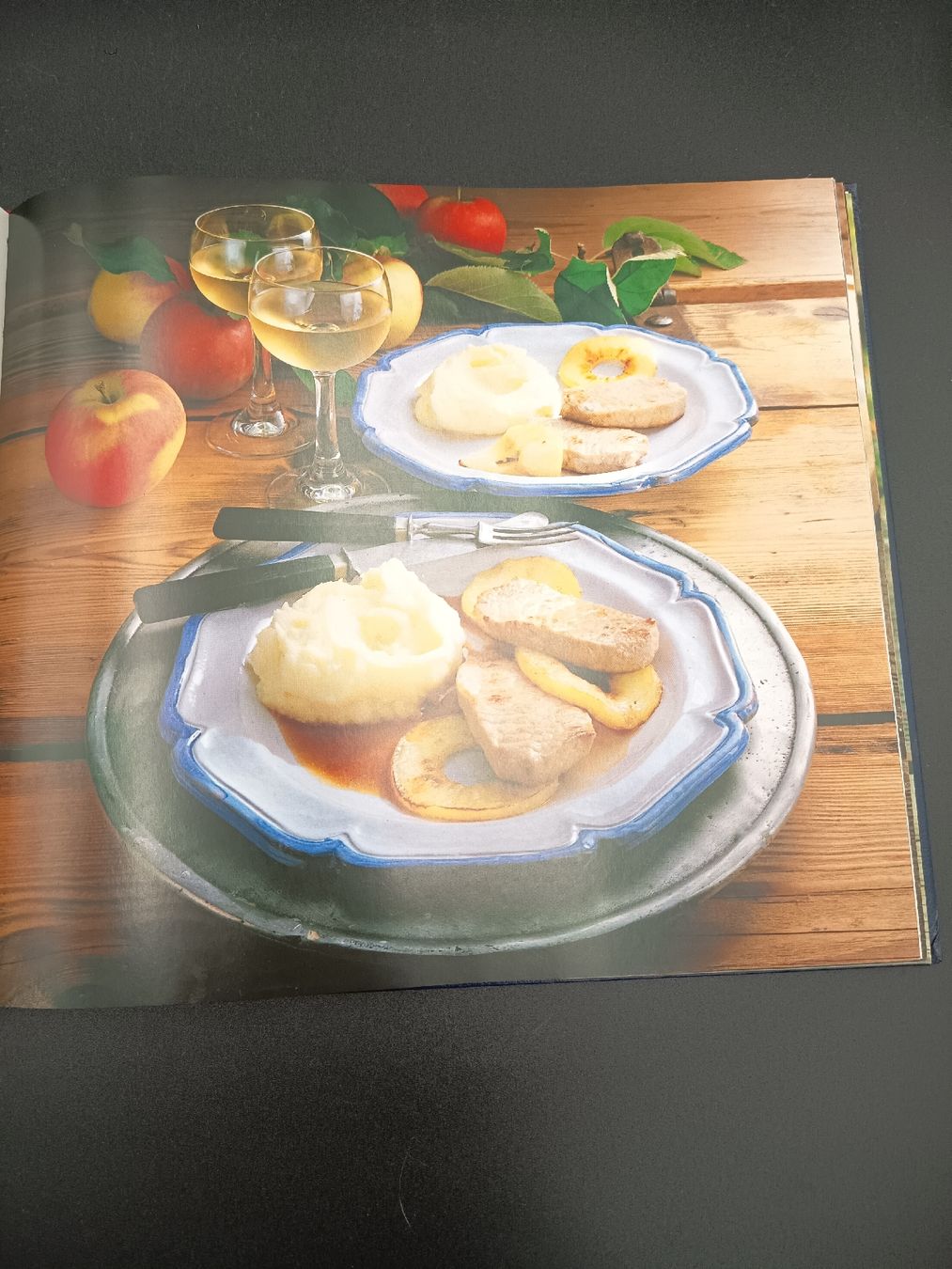 Libri: Kochbuch Ein kulinarisches Rendezvous mit Spanien, gebraucht – Usato da Wangen b. Olten venduto da crea_look 4