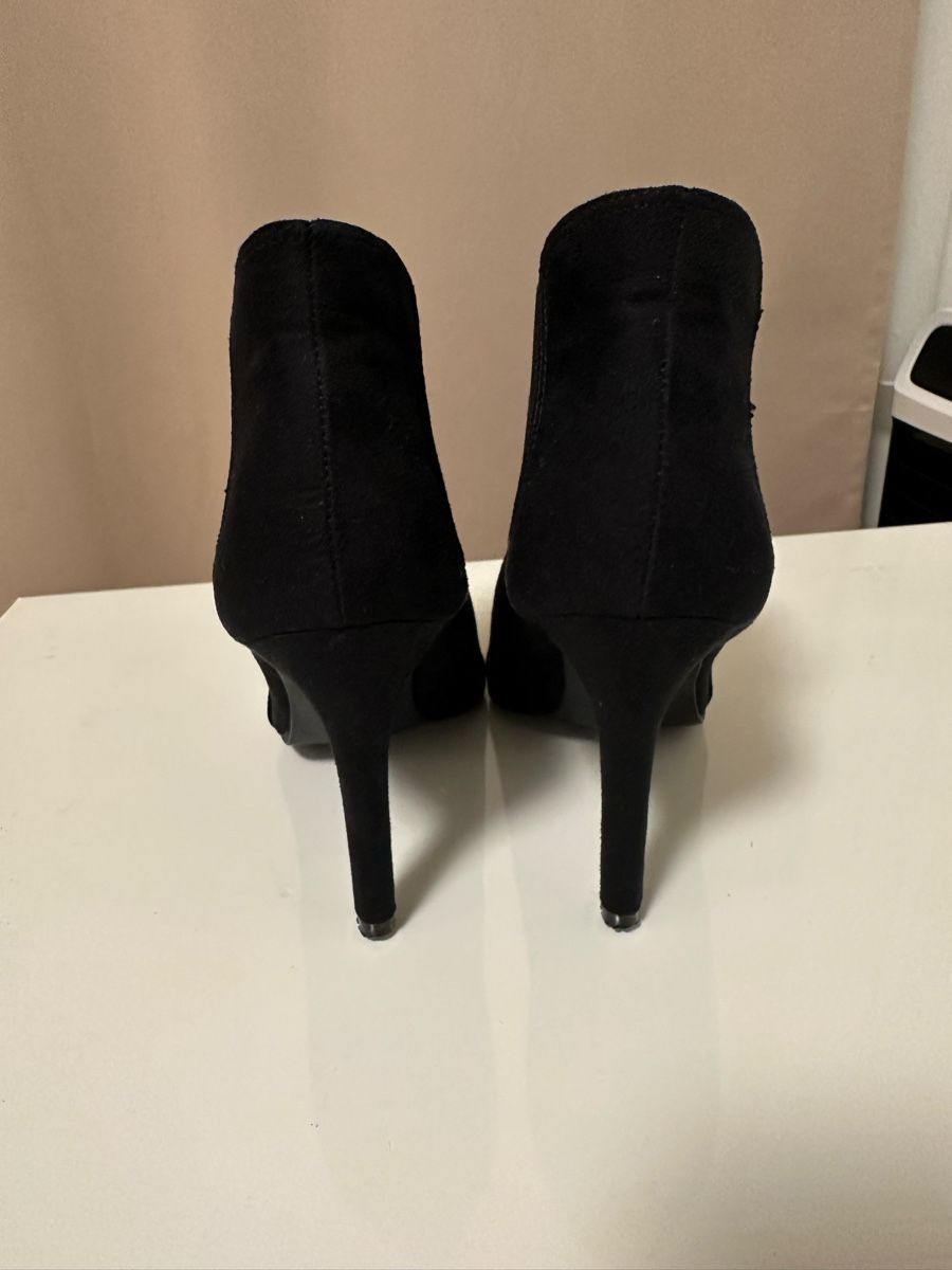 Scarpe da donna: Stiefeletten – Usato da Affoltern am Albis venduto da avu_8kpq 1