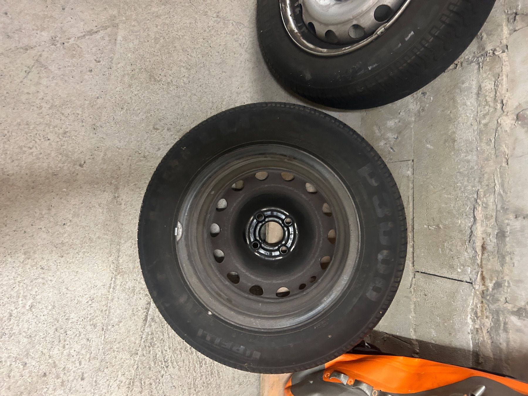 Pneumatici & Ruote complete: Auto bneu – Usato da Unteriberg venduto da Matze063 1