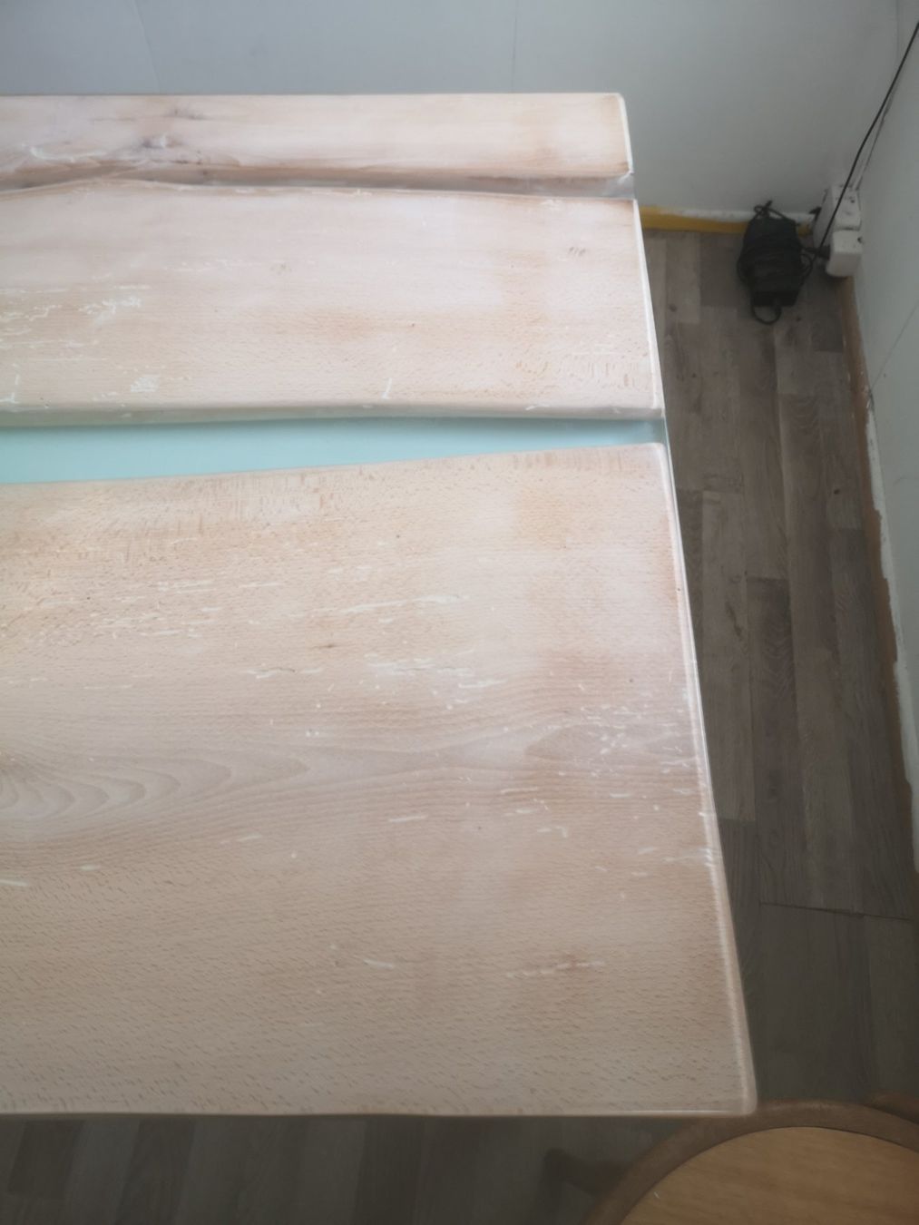 Tavoli: Epoxid Tisch    Massive    Buche   Altholz – Usato da Sisikon venduto da Creantic-Art 4