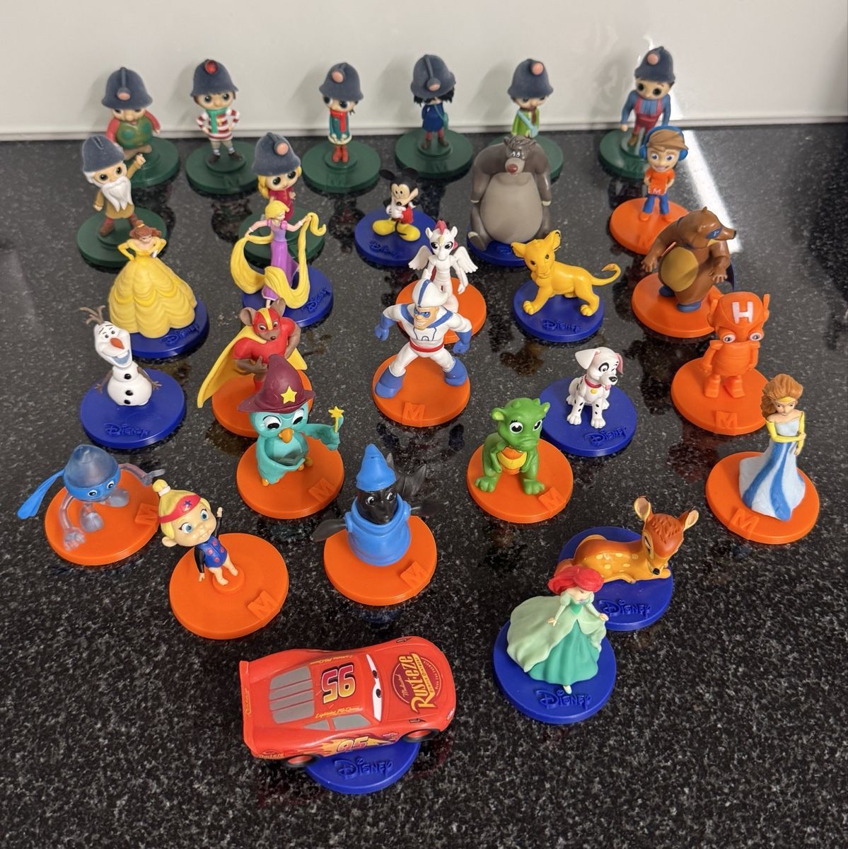 Migros Figuren: Migros StoryBox Figuren-Set – Gebraucht aus Steinen von Fulgor01