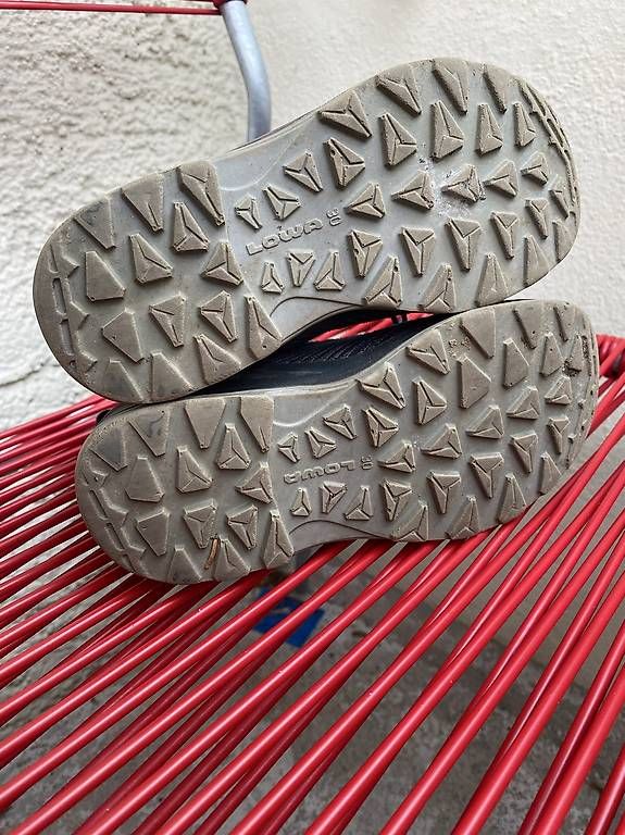 Schuhe für Jungen: Lowa Wanderschuhe gr. 30 – Gebraucht aus Zürich von Nin_1543c 2