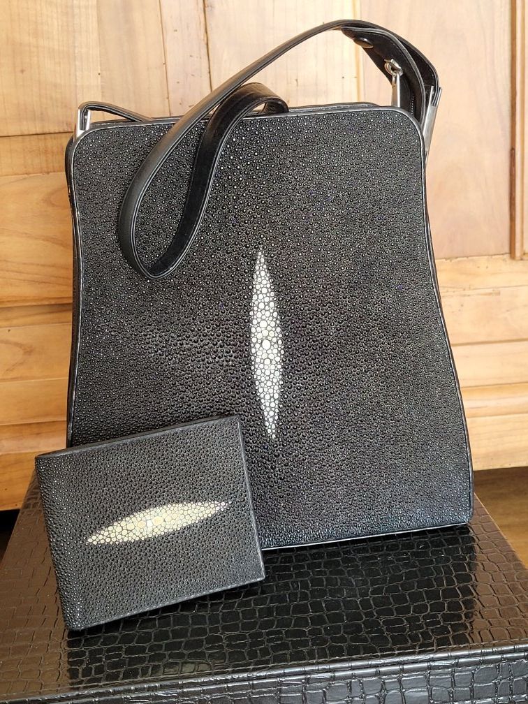 Borse: Stingray Leder Tasche und Wallet – Usato da Kreuzlingen venduto da glo_yg6c