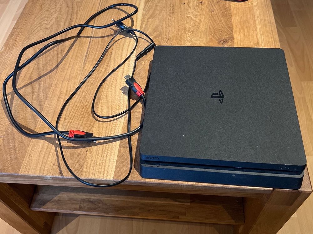 PS 4 + HDMI Kabel | Kaufen auf Ricardo