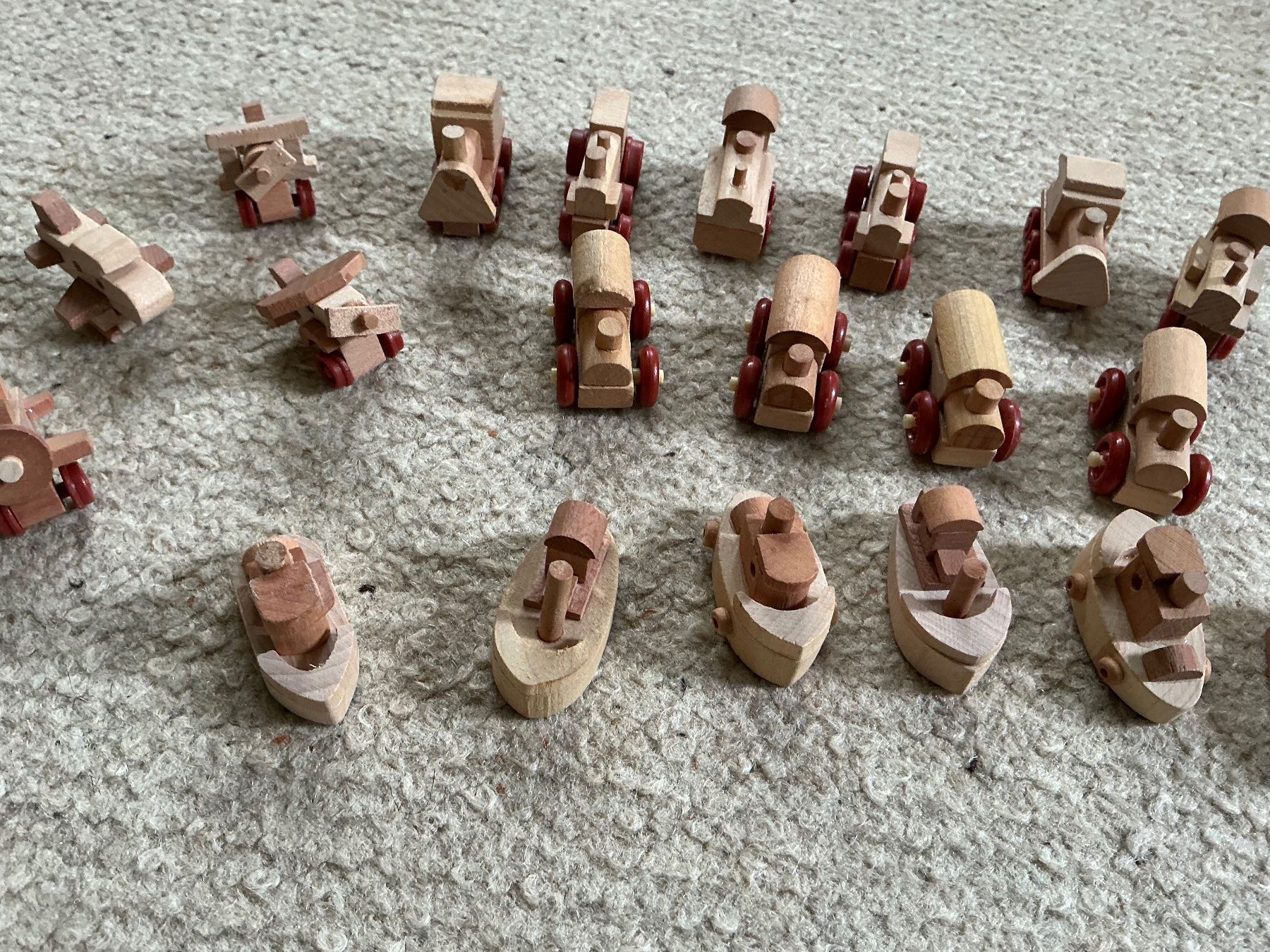 Statuette: Miniaturen- Holz - aus Ü- Eiern – Usato da Jona venduto da Jancy60 4