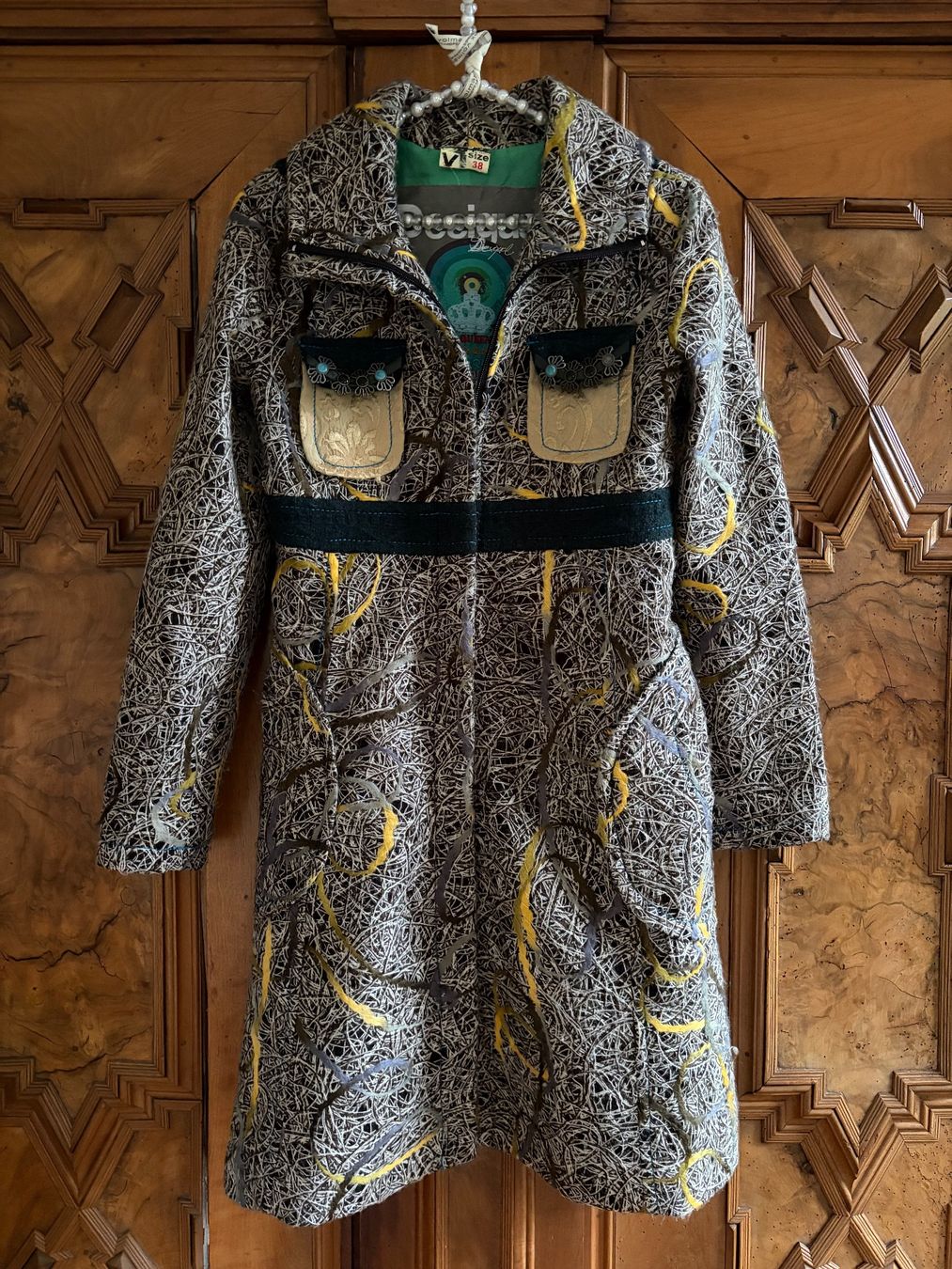 Desigual Manteaux: DESIGUAL Mantel  Gr. 38EU – D'occasion à Interlaken par Bona55 3