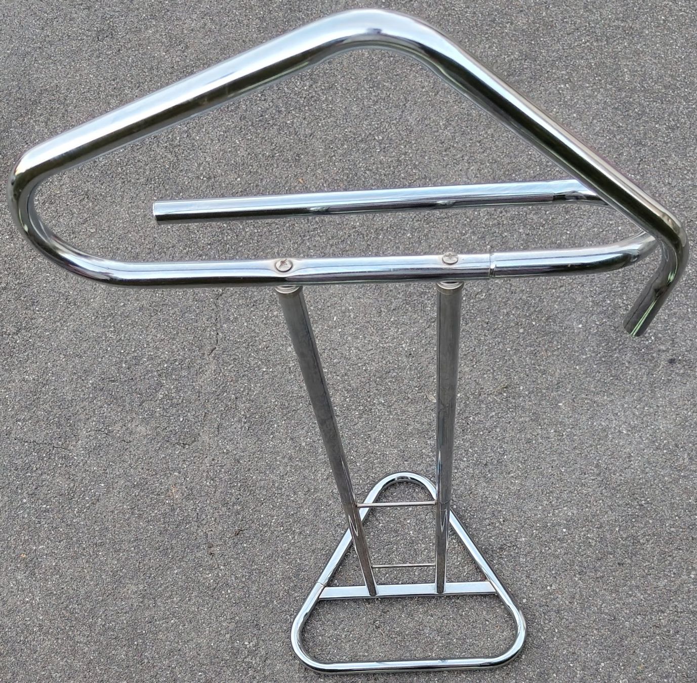 Garderobe: Herrendiener – Gebraucht aus Oberrohrdorf von Mik_6hxw 2