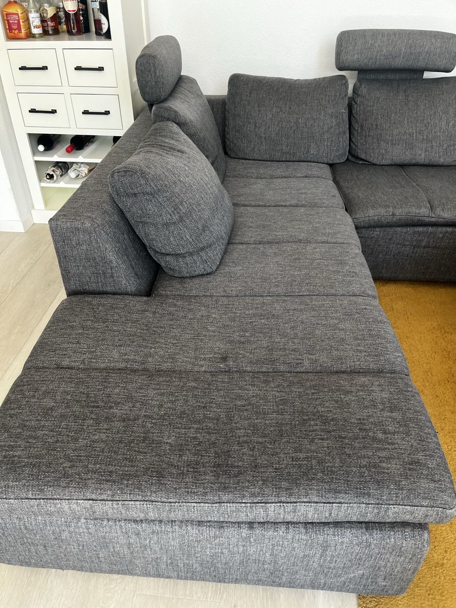 Divani: Ecksofa Stoff dunkelgrau mit Récamiere gebraucht – Usato da Holziken venduto da SAS82 1