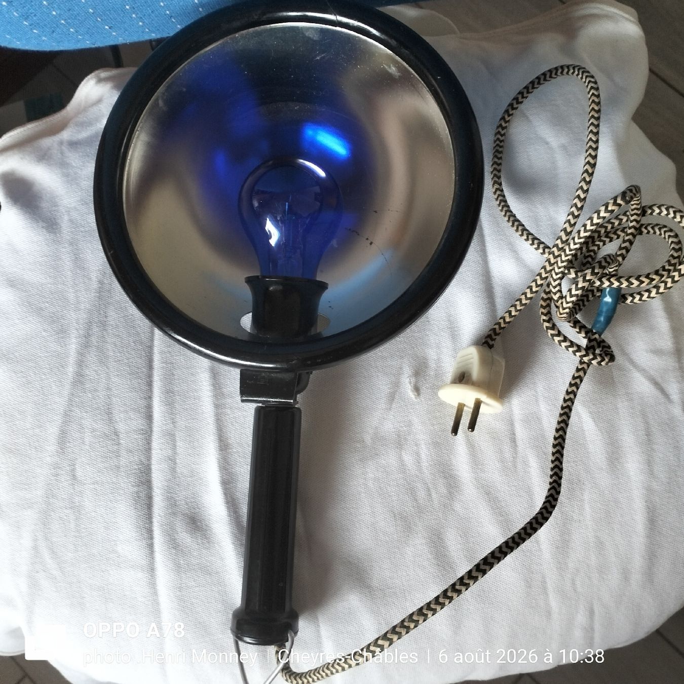 Lampen: Lampe ancienne  – Gebraucht aus Cheyres von Capitain