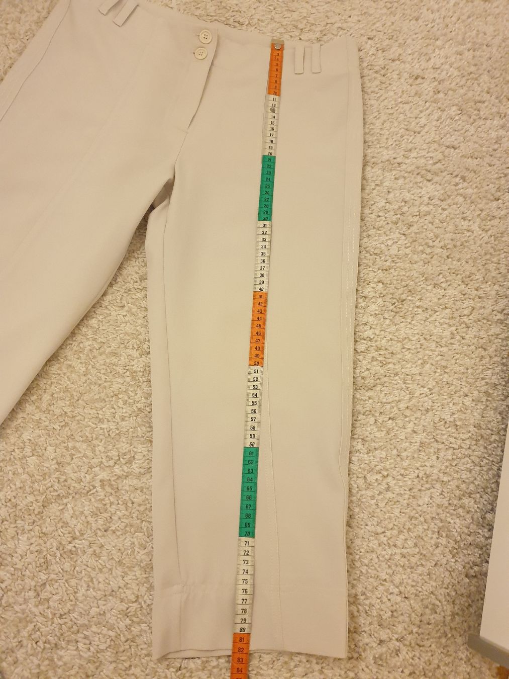 Pantaloni: Pantalon court/capri, L, gris clair, excellent état – Usato da Neuchâtel venduto da Verenas12 4