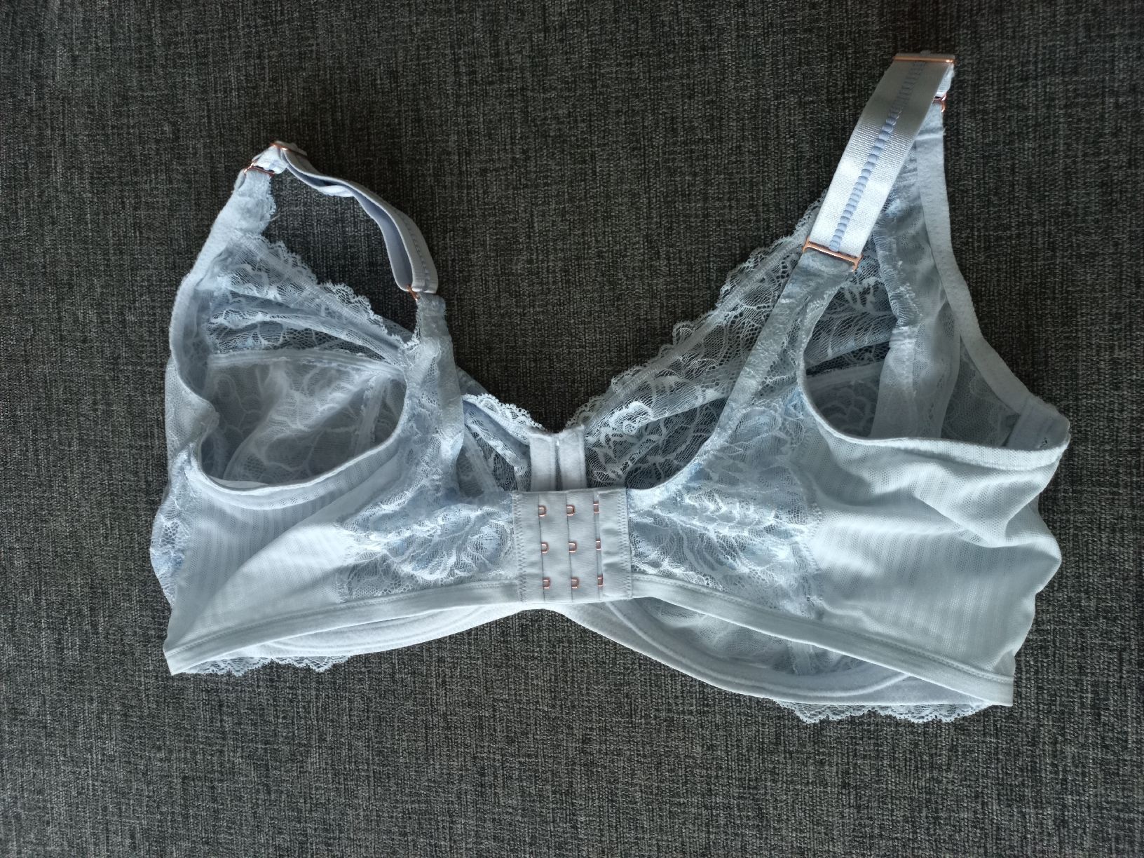 Triumph Altra biancheria intima: Triumph BH 100F ungetragen – Nuovo (secondo la descrizione) da Oberuzwil venduto da venditum. 1