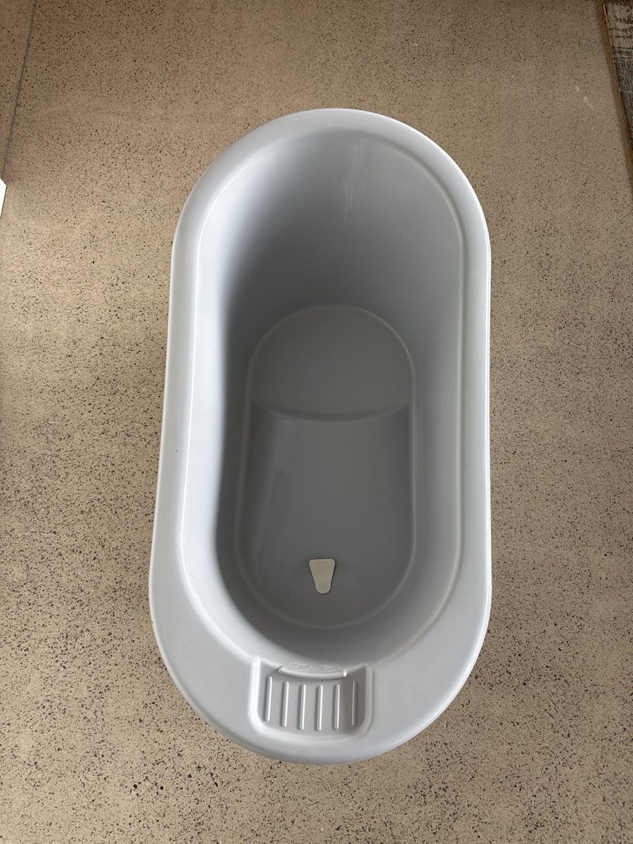 Vasche da bagno: Baby Badewanne Bebejou – Usato da Zürich venduto da Petr_Kravnik