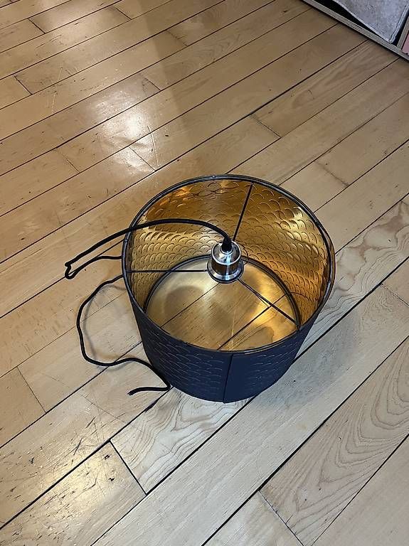 Kronleuchter & Deckenlampen: NYMÖ Deckenlampe - 32cm Durchmesser – Gebraucht aus Zürich von nic_s9l8