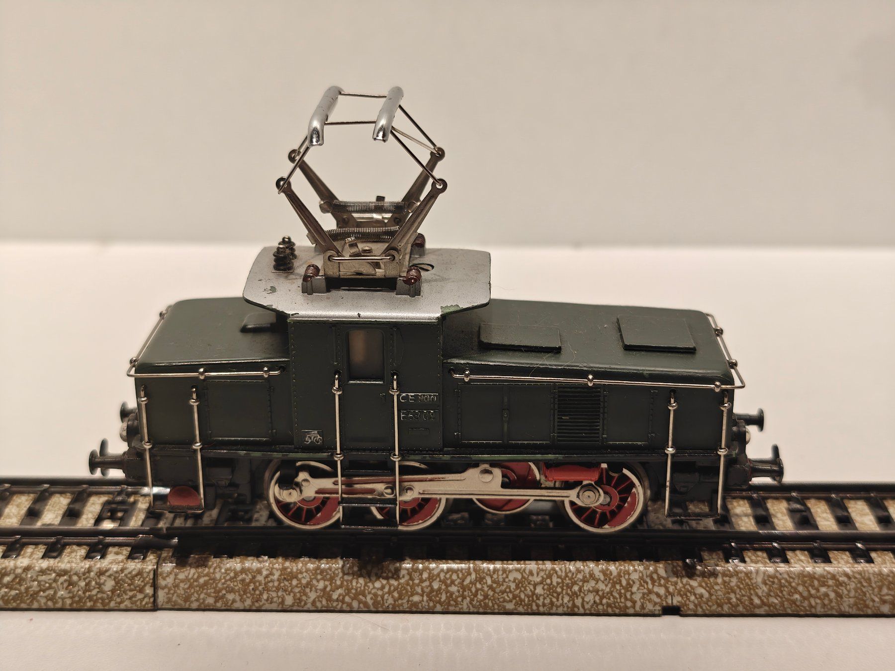 Märklin Modellini di ferrovie: Kleine Märklin Rangierlok – Usato da Braunau venduto da Homersimpson