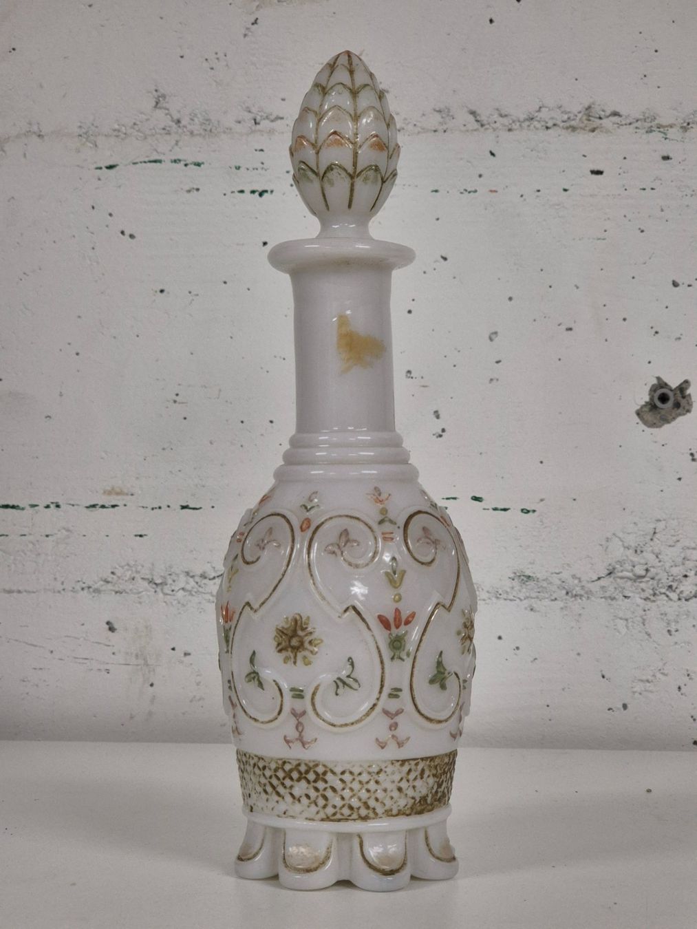 Flaconi: flacon en opaline blanche décor polychrome et doré - Napoléo – Usato da Bogis-Bossey venduto da VNT-GE.ch 5